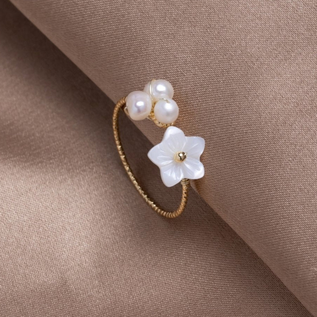 Beautiful Gold Ring with Unique Style