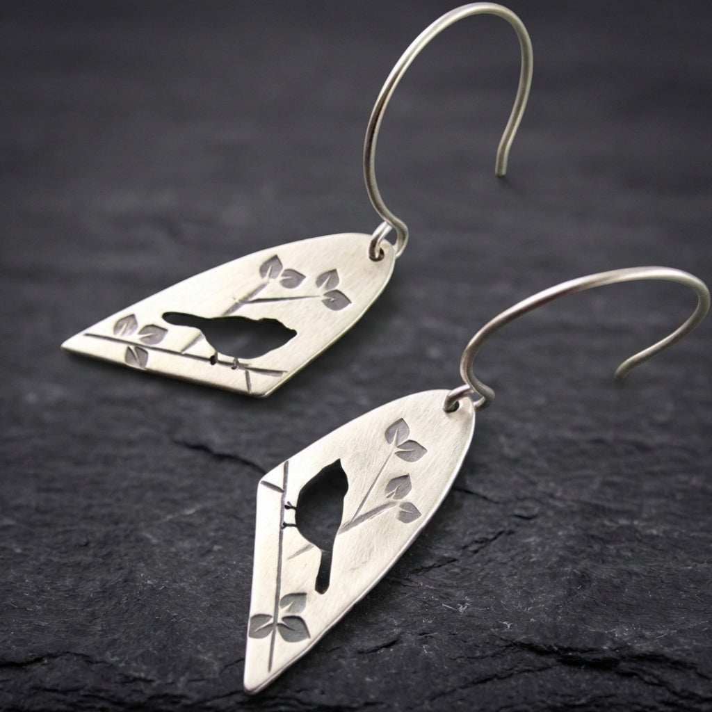 Elegant Bird Dangle Earrings 25181597