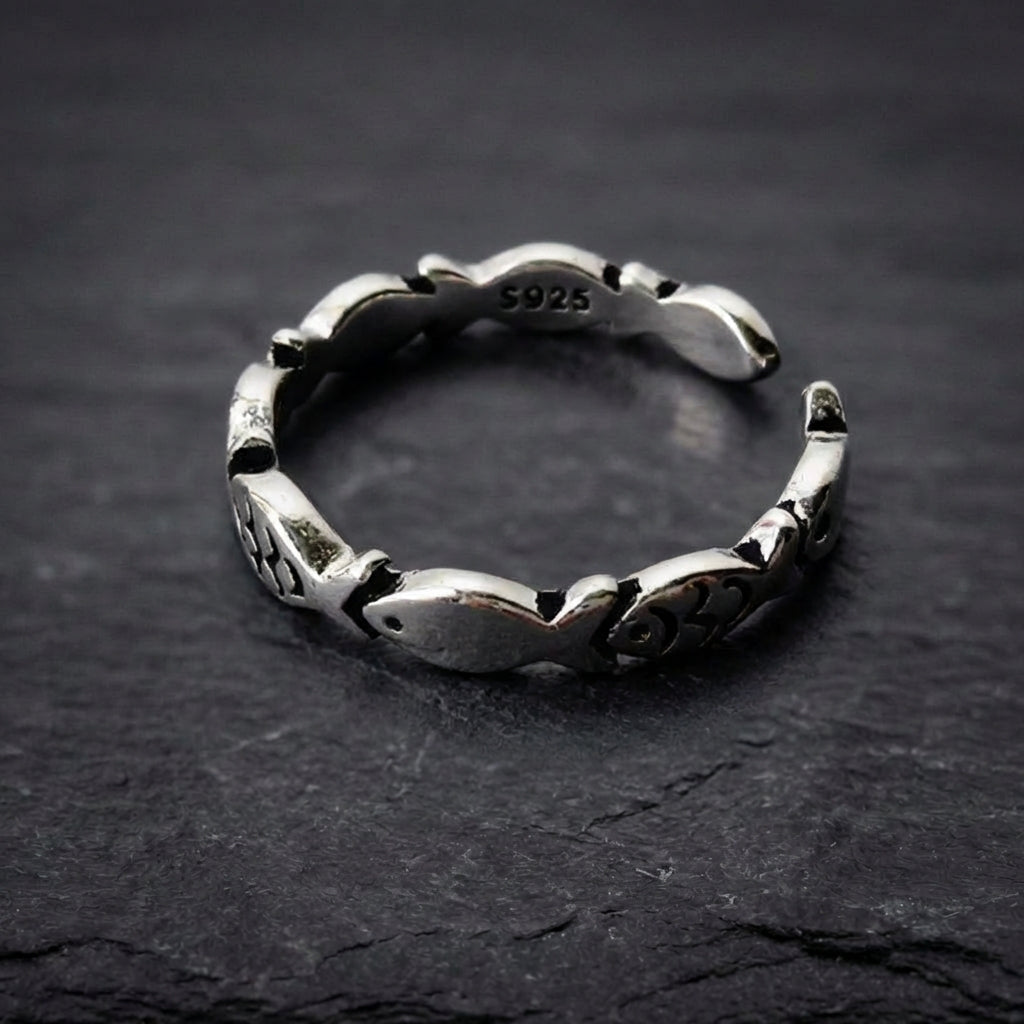 Elegant Fish Silver Ring 71287073