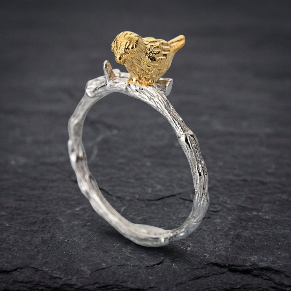 Elegant Golden Bird Ring 45601138