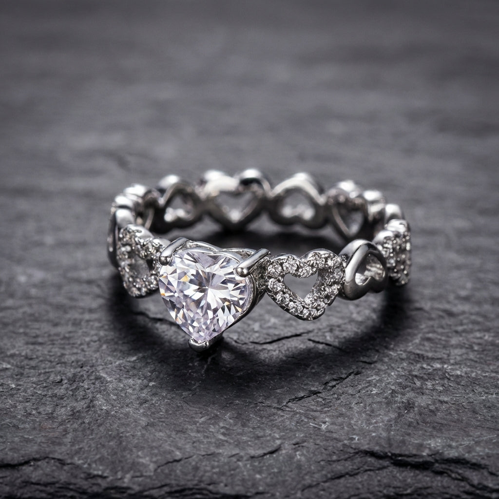 Elegant Heart Crystal Ring 25724108