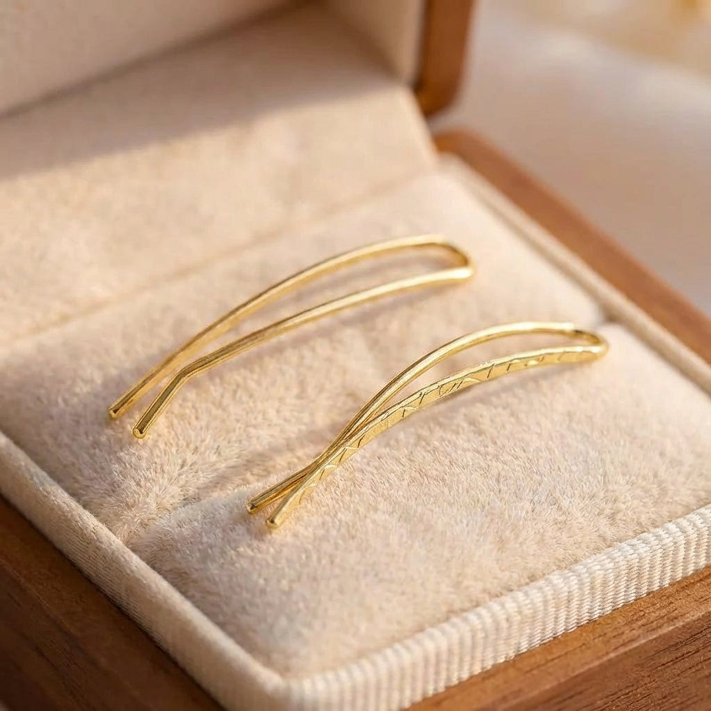 Elegant Minimalist Curved