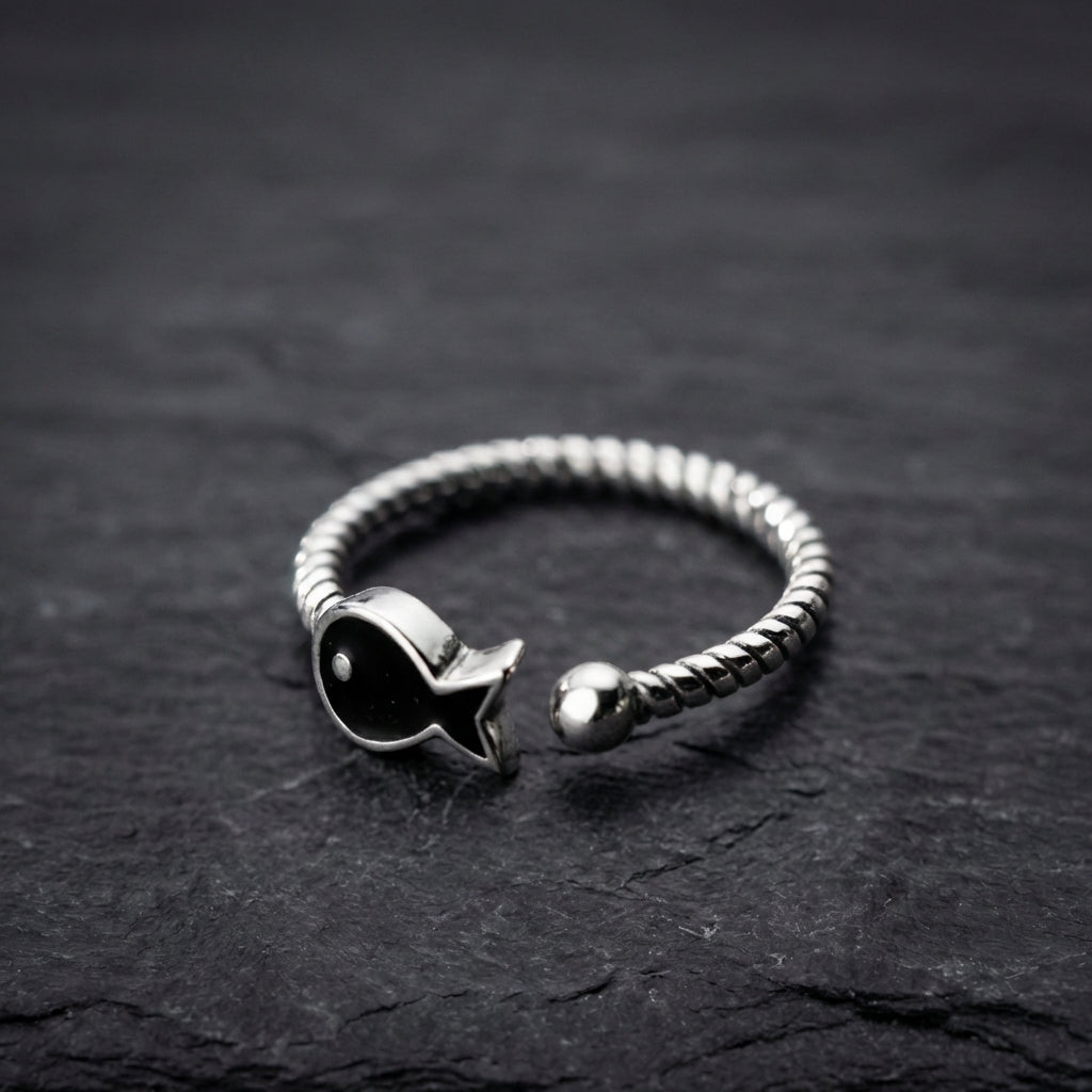 Elegant Silver Fish Ring 12027181