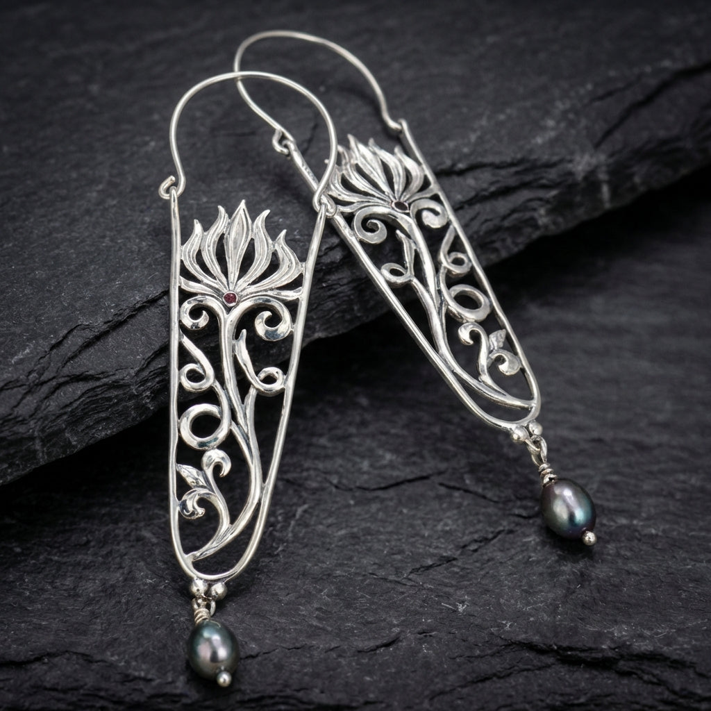 Elegant Silver Flower Earrings 58780788