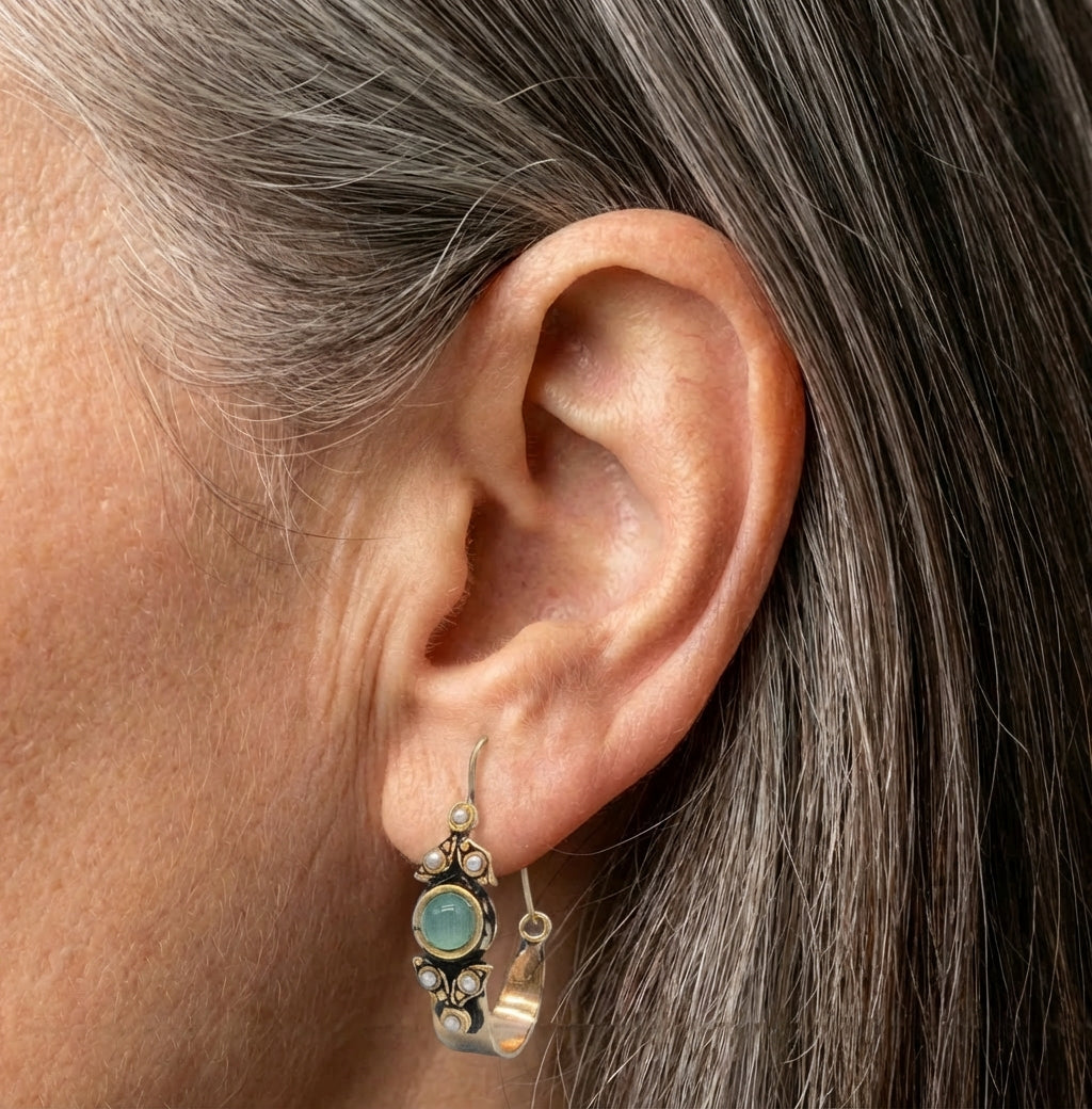 Elegant Turquoise Petal Drop