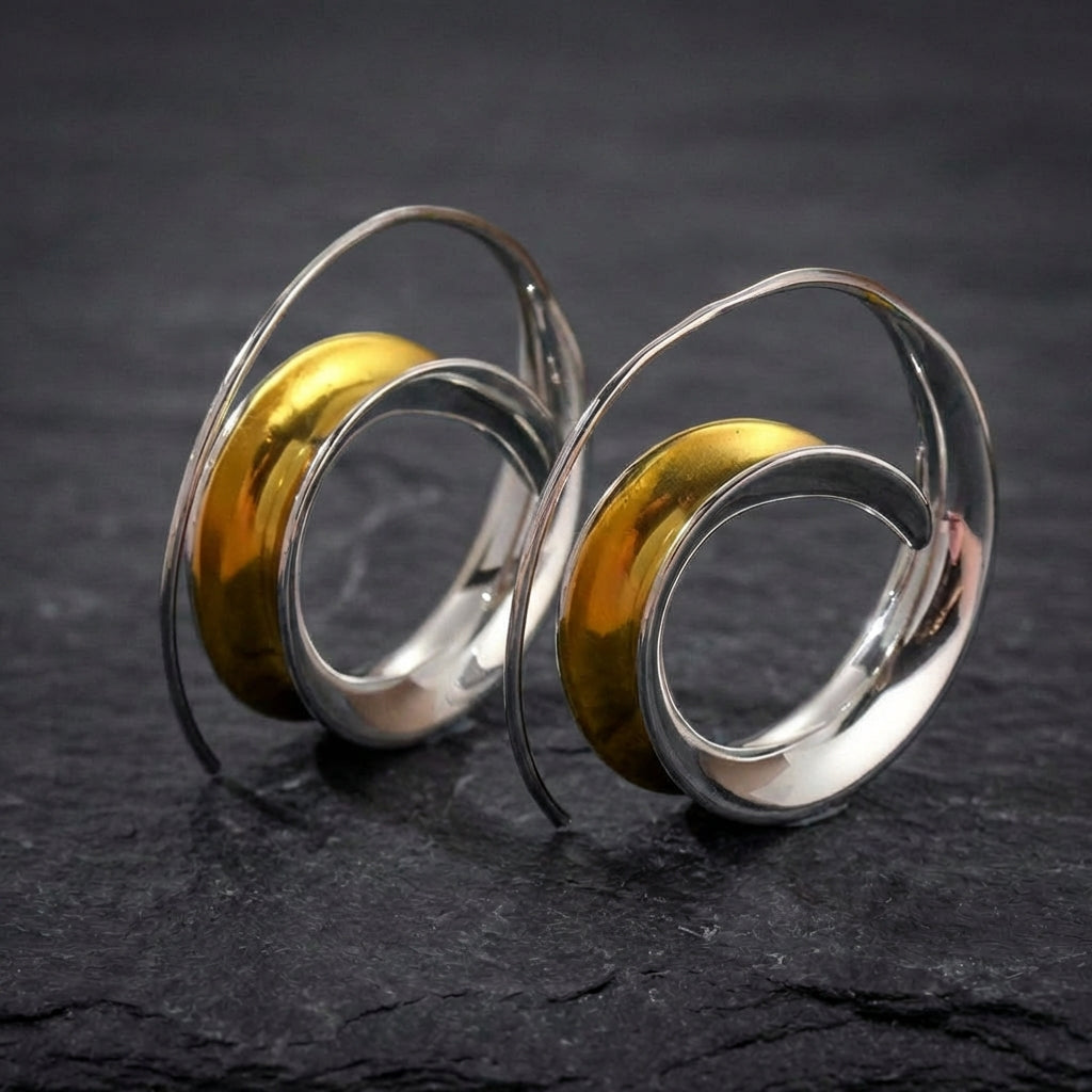 Elegant Two Tone Hoop Earrings 06992173