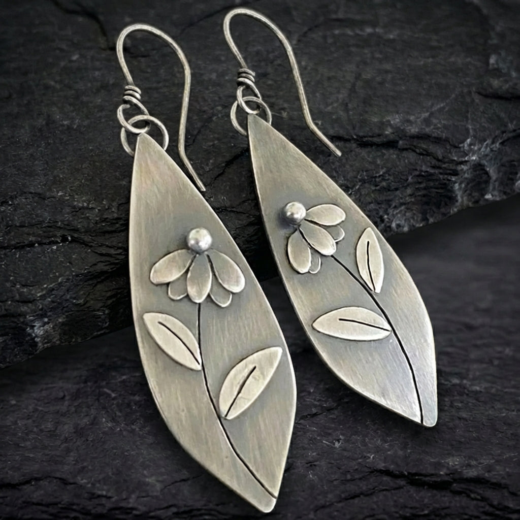 Vintage Flower Leaf Earrings 22754589