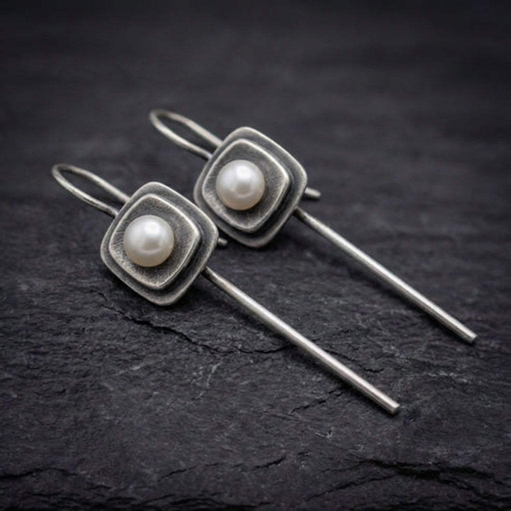 Classic Pearl Square Earrings 14885276