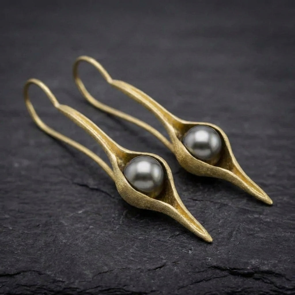 Elegant Pearl Dangle Earrings 02484943