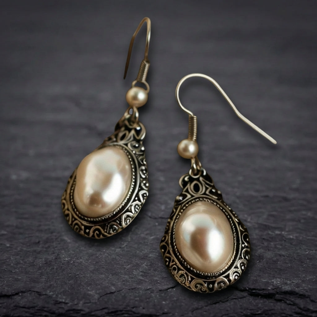 Vintage Inspired Sterling Silver Pearl Drop
