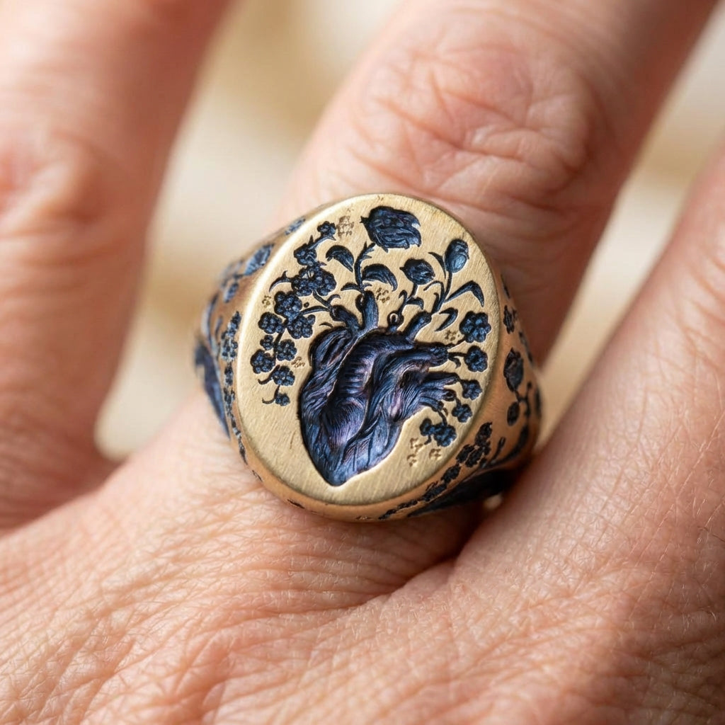 Vintage Blue Flower Gold Ring