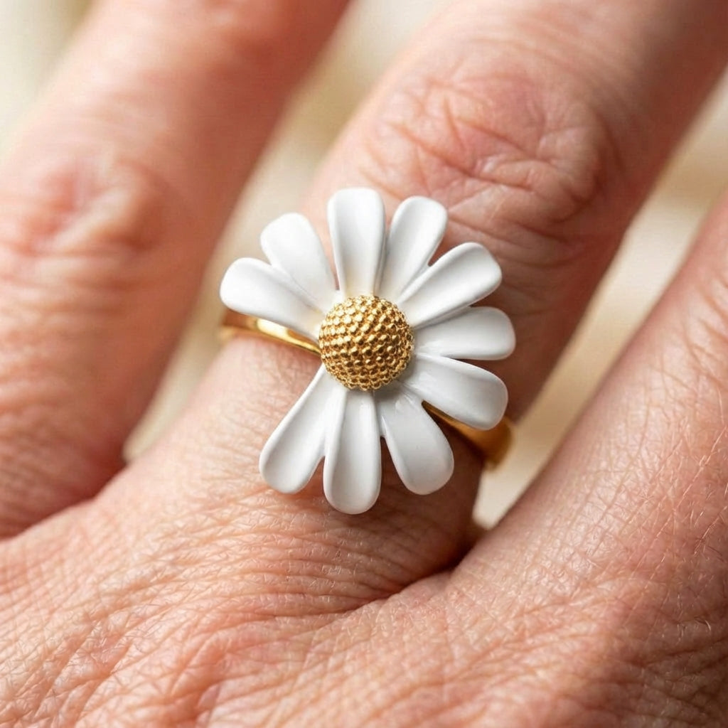 Vintage Daisy Flower Elegant Adjustable Ring