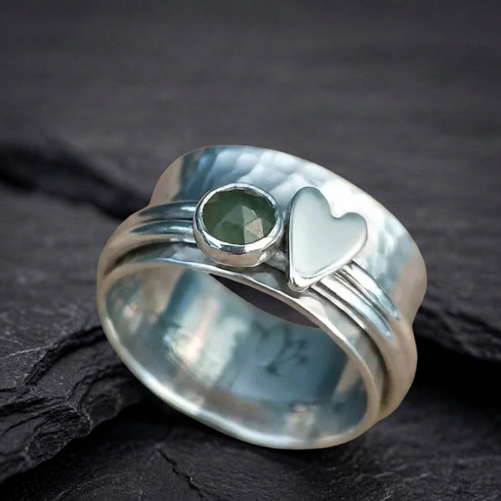 Vintage Heart Stone Ring 07212037