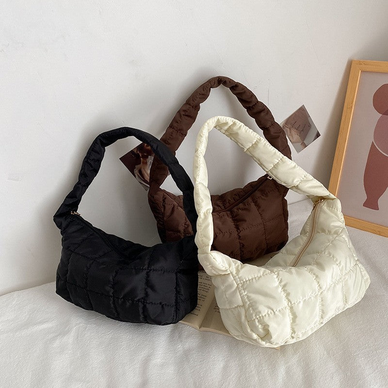Timeless Vintage Style Bag