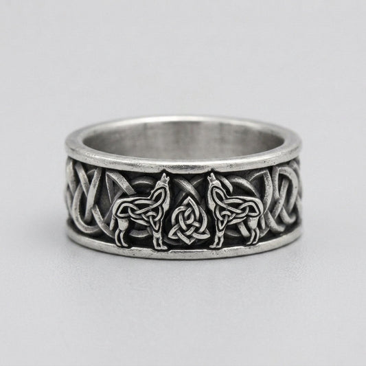 Knotwork Wolf Band Ring