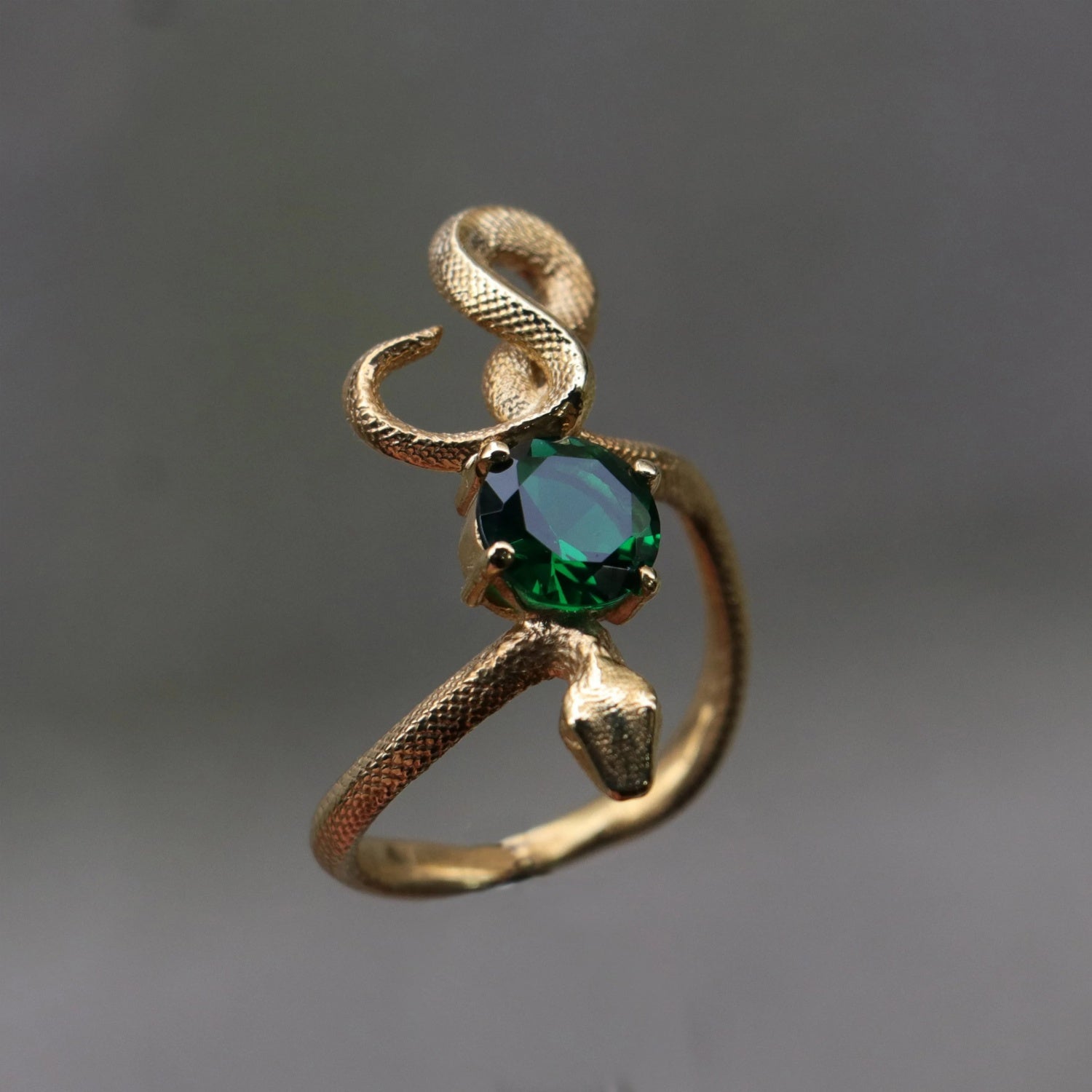 Vintage Gothic Ring with Green Cubic Zirconia Copper Material Unique