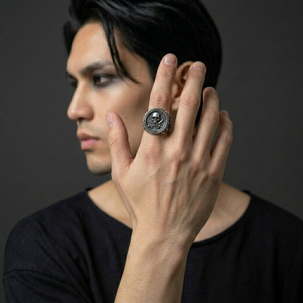 Skull & Cutlass Pirate Signet Ring