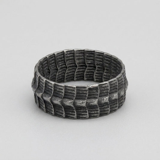 Serpent Scale Band Ring