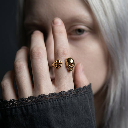 Personality Dimensional Skull Bone Claw