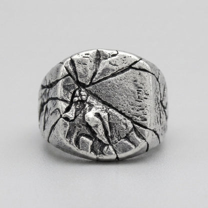 Cracked Fortress Ring