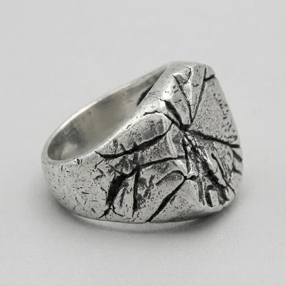Cracked Fortress Ring