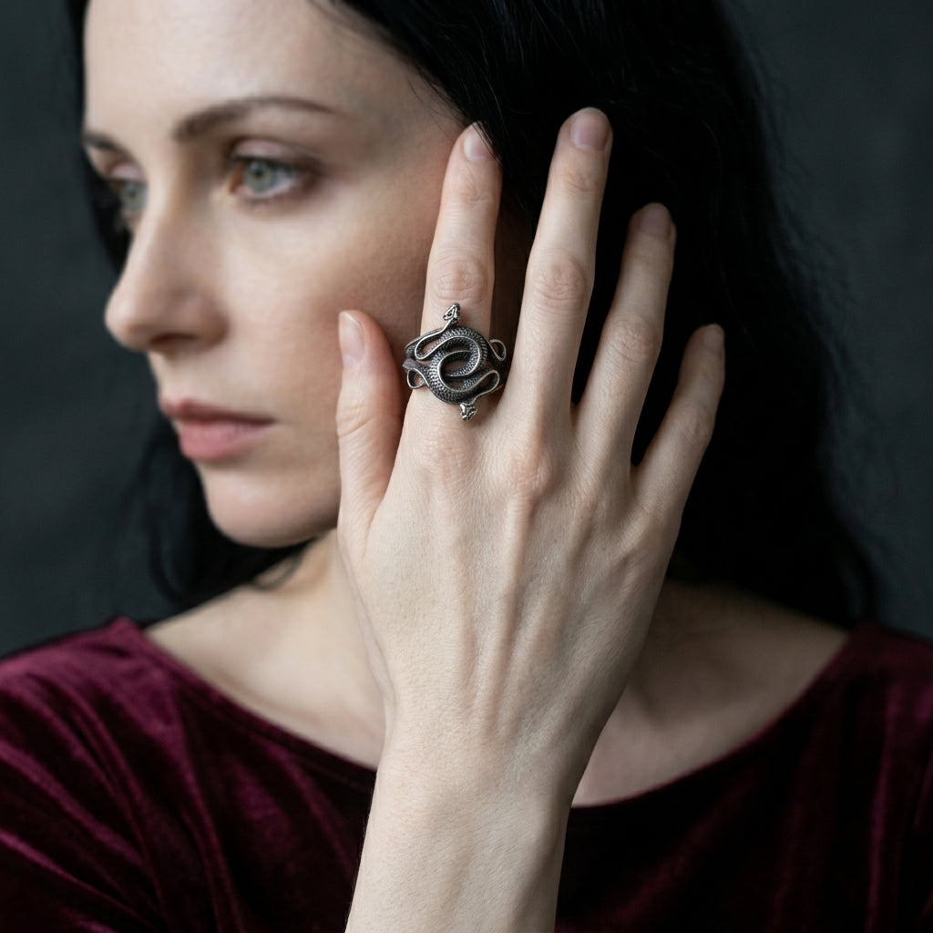 Twin Viper Throne Ring