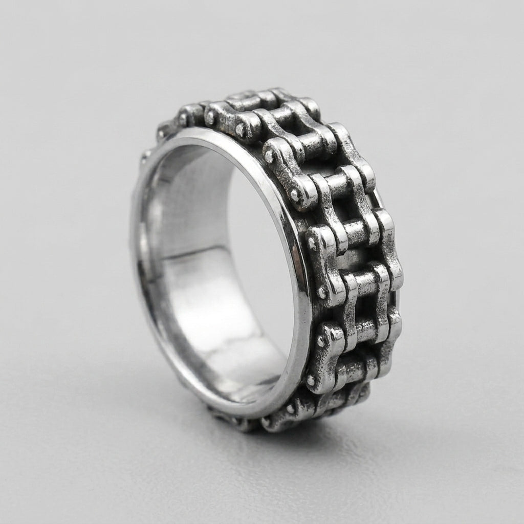 Retro Locomotive Chain Ring