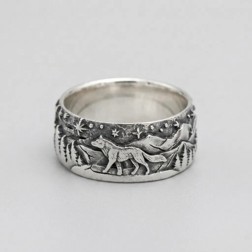 Wolf Wilderness Panoramic Band Ring