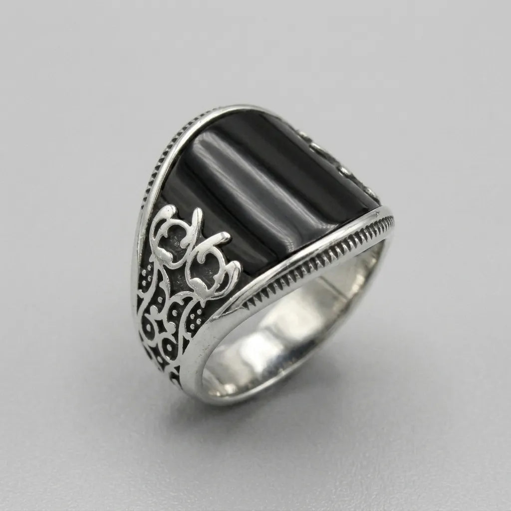 Midnight Dynasty Ring