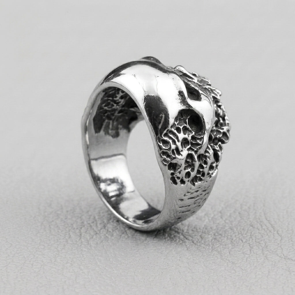 Rotting Skull Signet Ring
