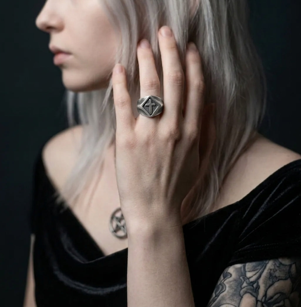 Brushed Cross Signet Ring