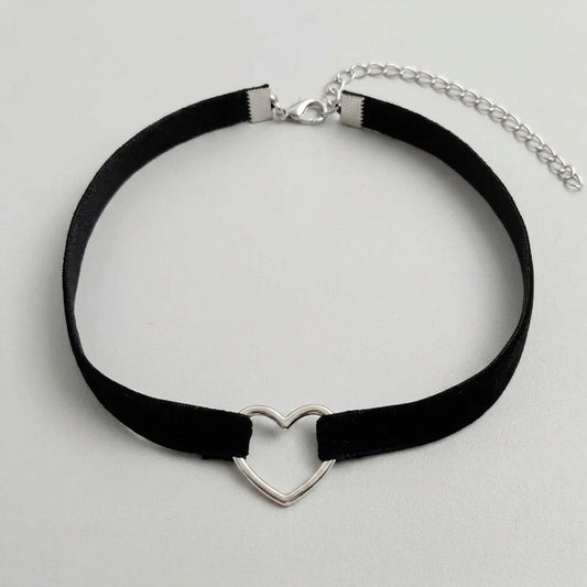 Gothic Heart Pendant Necklace