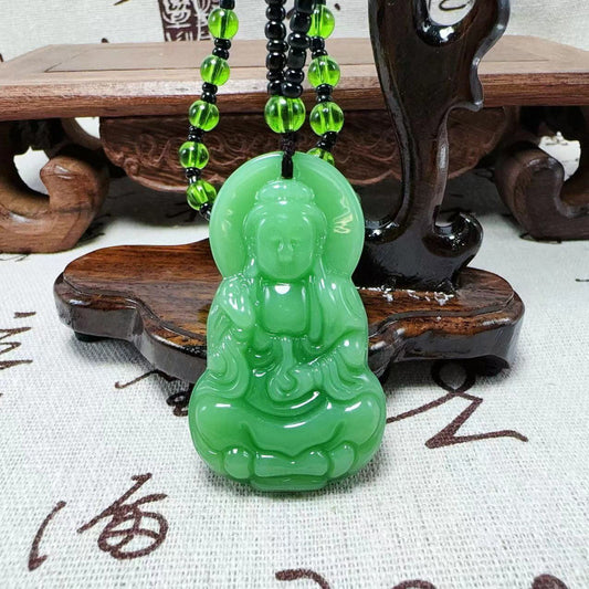 Elegant Pendant for Every Occasion