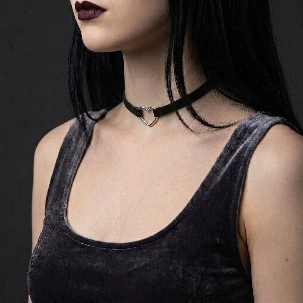 Gothic Heart Pendant Necklace