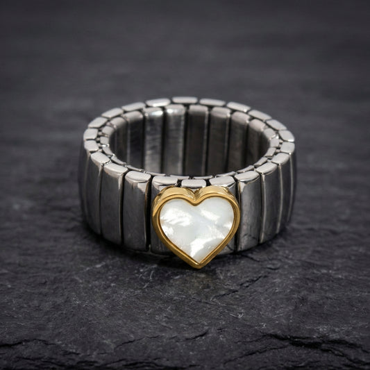 Classic Heart Shell Ring 40931176