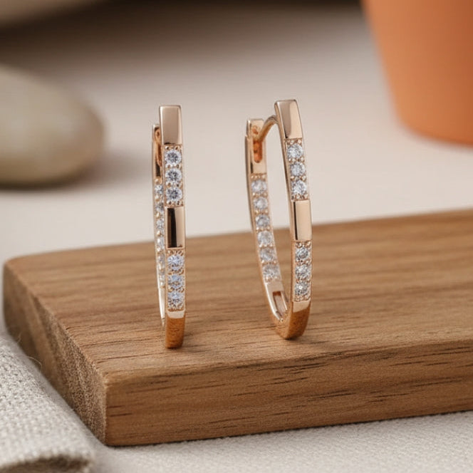 Elegant Gold Earring for Every Occasion