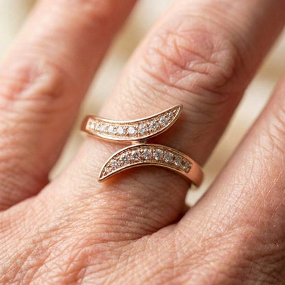 Curve Zircon Rose Gold Ring
