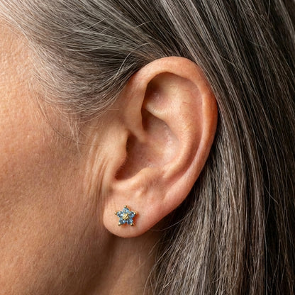 Dainty Flower Stud Earrings
