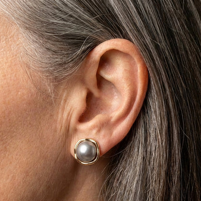 Elegant Black Pearl Earrings