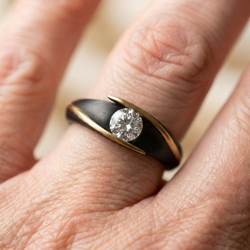 Elegant Black Tension Set Ring