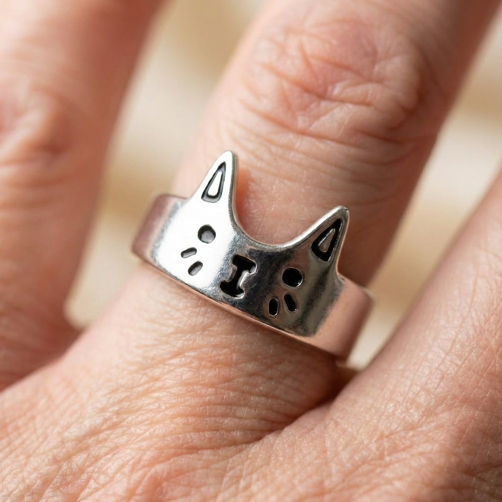 Elegant Cat Face Ring