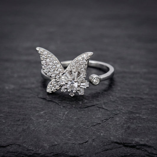 Elegant Crystal Butterfly Ring 07030269