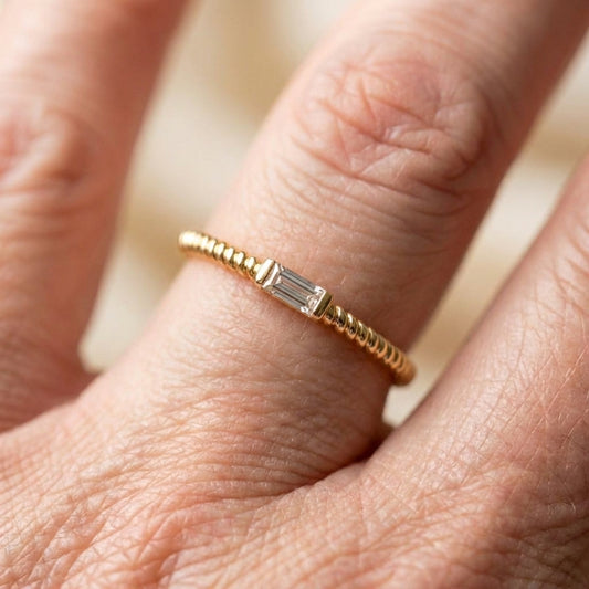 Elegant Crystal Ring