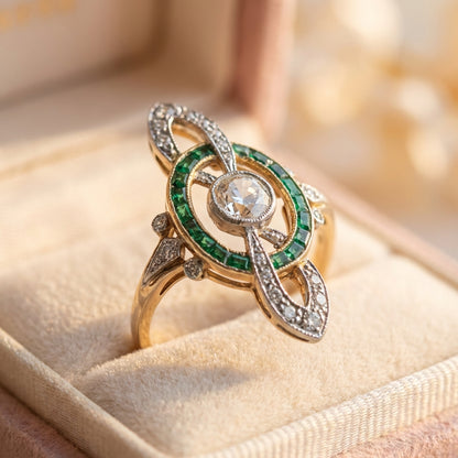 Elegant Emerald Diamond Ring