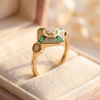 Elegant Emerald Palace Ring