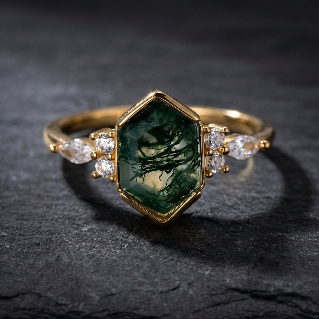 Elegant Emerald Statement Ring 51702352