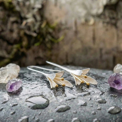 Elegant Flower Dangle Earrings