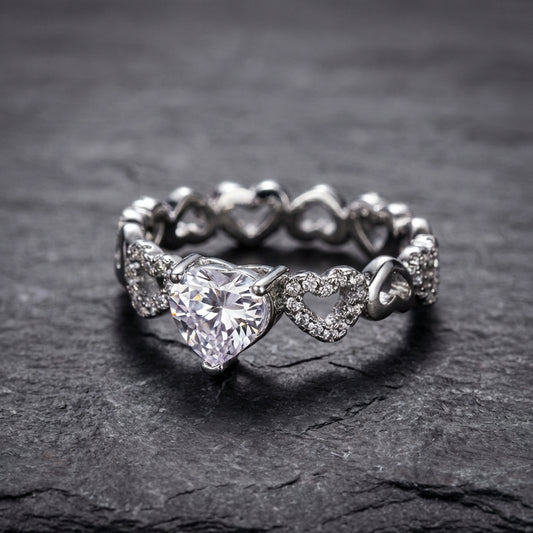 Elegant Heart Crystal Ring 25724108