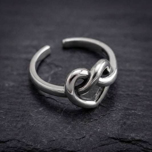 Elegant Knot Heart Ring 33040306