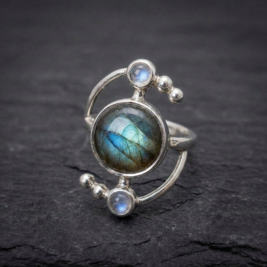 Elegant Labradorite Three Stone Ring 87709583